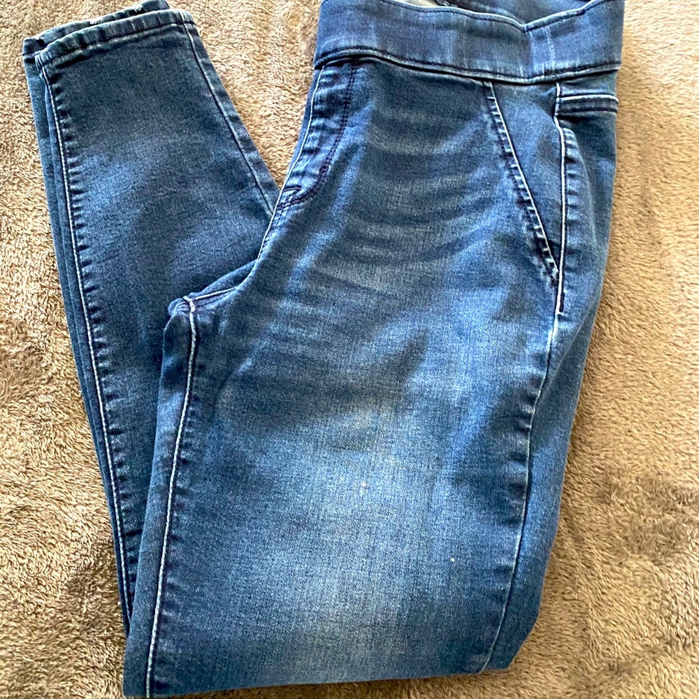 Slip on stretch jeans